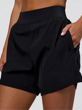 LSKD challenger 5” lined black shorts - medium